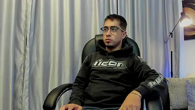 Tommas Jhonson online show from April 21, 2026, 10:54 am