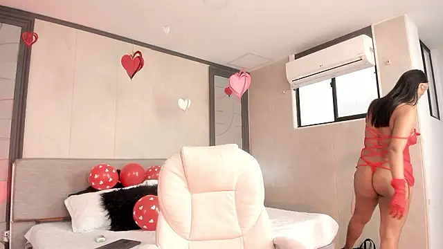 alicee clark  online show from February 14, 2026, 1:30 pm