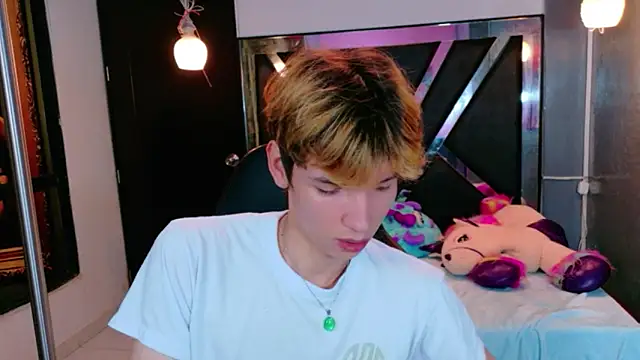 Liam Green1 online show from February 16, 2026, 12:45 pm