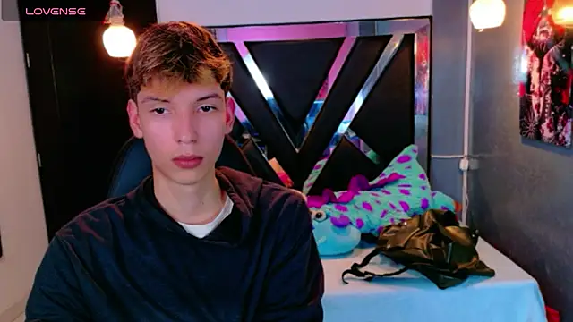 Liam Green1 online show from March 6, 2026, 8:05 pm