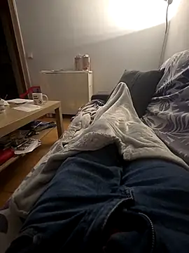 pareja47 online show from February 7, 2026, 9:07 pm