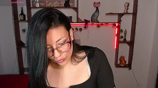 QueenRose94 online show from March 25, 2026, 1:17 pm