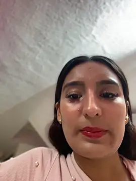 -BabyLuna online show from April 18, 2026, 12:53 pm