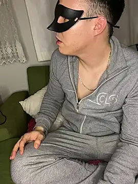 seluna baby online show from April 20, 2026, 6:09 pm