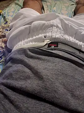 ReizinhoOh online show from February 19, 2026, 5:47 am