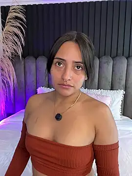 Snapshot of Nanda_vixen_ chatting on June 4, 2026, 11:11 pm Nanda vixen online show from June 4, 2026, 11:11 pm