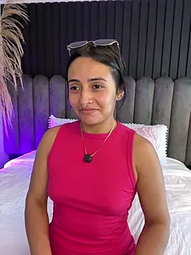 Snapshot of Nanda_vixen_ chatting on June 7, 2026, 10:24 pm Nanda vixen online show from June 7, 2026, 10:24 pm