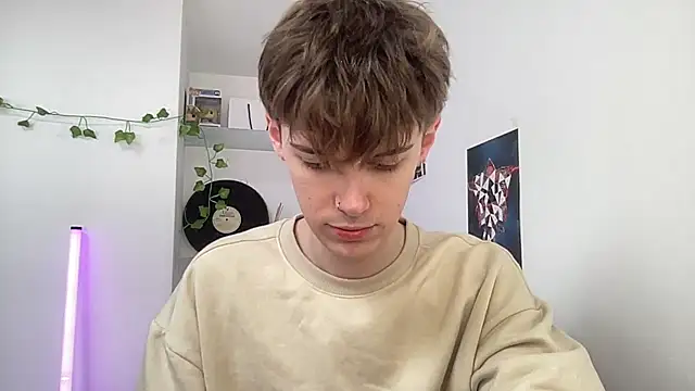 YourMilkyGuy online show from April 23, 2026, 12:51 pm