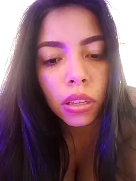 Ariana Castillo   online show from February 28, 2026, 3:13 pm