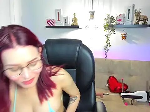 naomy stanley online show from April 10, 2026, 1:44 am