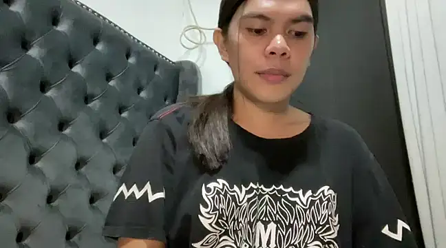 Snapshot of Mooree_naba chatting on March 9, 2025, 10:41 pm Mooree naba online show from March 9, 2025, 10:41 pm