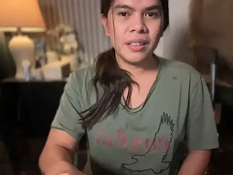 Snapshot of Mooree_naba chatting on November 1, 2025, 11:01 am Mooree naba online show from November 1, 2025, 11:01 am