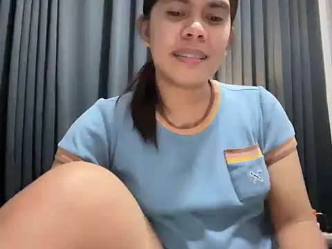 Snapshot of Mooree_naba chatting on November 23, 2025, 1:00 pm Mooree naba online show from November 23, 2025, 1:00 pm