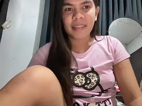 Snapshot of Mooree_naba chatting on February 17, 2026, 10:56 am Mooree naba online show from February 17, 2026, 10:56 am