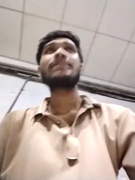 collboy8166 online show from April 23, 2026, 1:02 pm