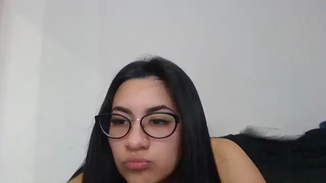Agusgold22 online show from May 9, 2026, 8:03 pm