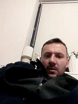 defaktor online show from February 17, 2026, 4:13 pm