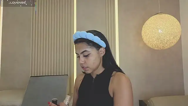 eva lain online show from April 21, 2026, 12:00 pm