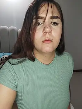 its lauu  online show from March 1, 2026, 4:25 am