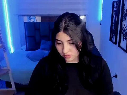 bloom winxx online show from February 13, 2026, 3:02 am