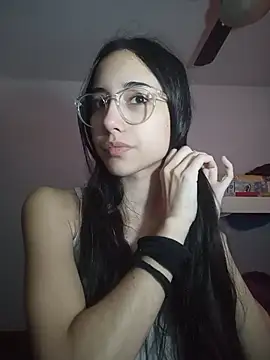 isaaabelaaa online show from April 10, 2026, 11:48 am