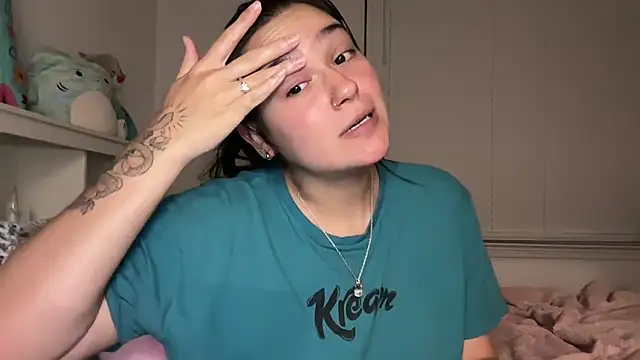 anitayurmoniii online show from March 20, 2026, 4:39 am