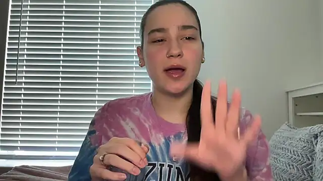 Snapshot of anitayurmoniii chatting on July 21, 2026, 8:33 pm anitayurmoniii online show from July 21, 2026, 8:33 pm