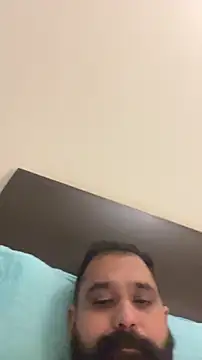 beerboy2222 online show from April 5, 2026, 8:11 am