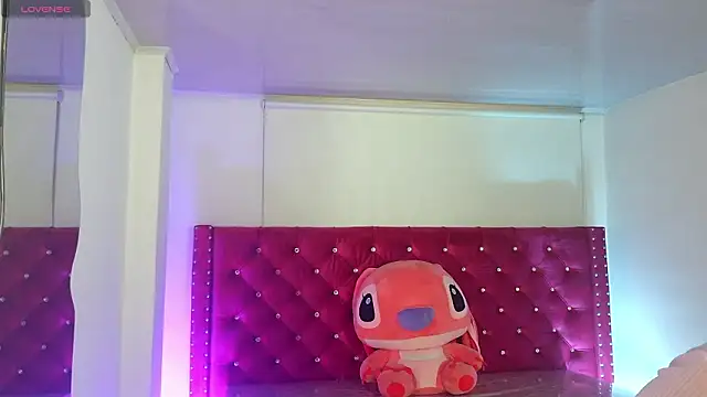 babyy nicols m online show from February 19, 2026, 11:06 am