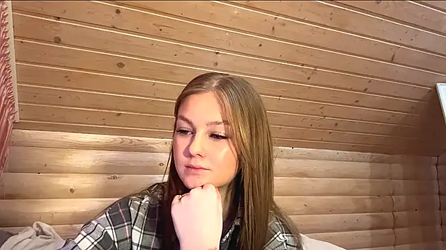 TessSamul online show from April 25, 2026, 5:10 pm