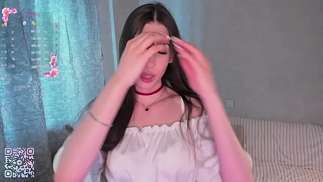 LaneLove1 online show from April 21, 2026, 11:16 am