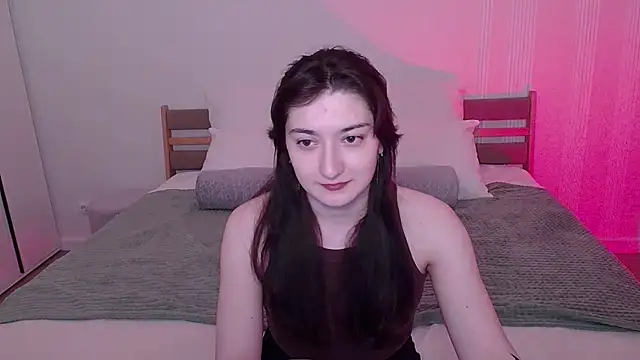 Snapshot of RosieGloom chatting on March 26, 2026, 6:35 pm RosieGloom online show from March 26, 2026, 6:35 pm