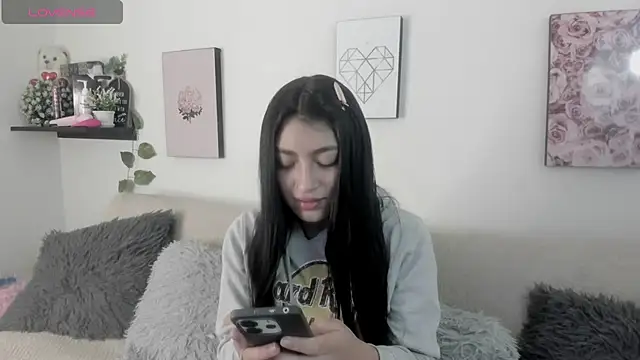 Alexaalove 1 online show from February 19, 2026, 1:40 pm