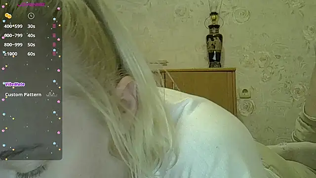 CurvyWild Lady30 online show from March 6, 2026, 6:59 pm