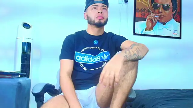 Xanderstone00 online show from March 5, 2026, 4:41 am