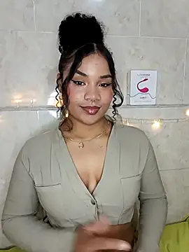 BrianaSweetxxx online show from February 17, 2026, 2:19 am