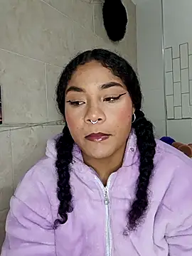 BrianaSweetxxx online show from March 29, 2026, 3:28 am