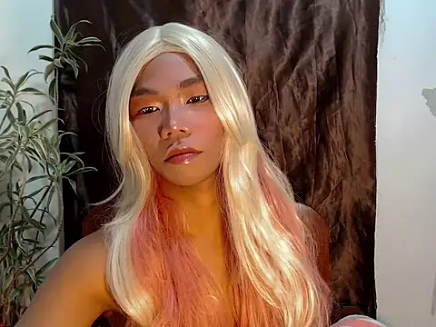 shopiaxox1 online show from February 22, 2026, 4:13 am