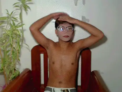 shopiaxox1 online show from March 3, 2026, 7:03 am