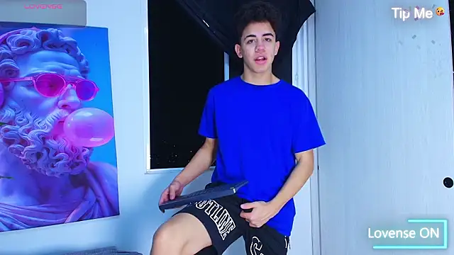 Gael moon  online show from March 8, 2026, 1:25 am