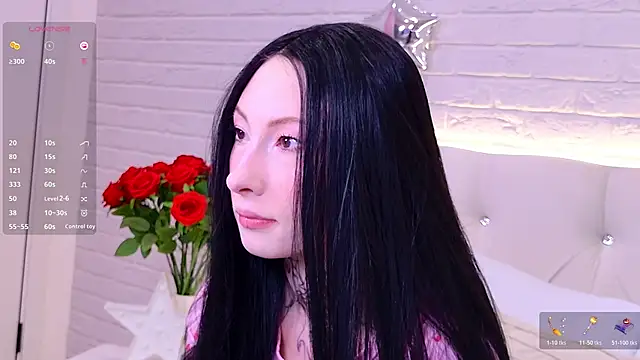 Snapshot of roxy_morrison_x chatting on June 5, 2026, 3:46 am roxy morrison x online show from June 5, 2026, 3:46 am