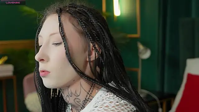 roxy morrison x online show from July 1, 2026, 4:03 am