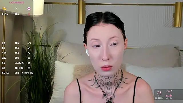 roxy morrison x online show from August 2, 2026, 4:00 am