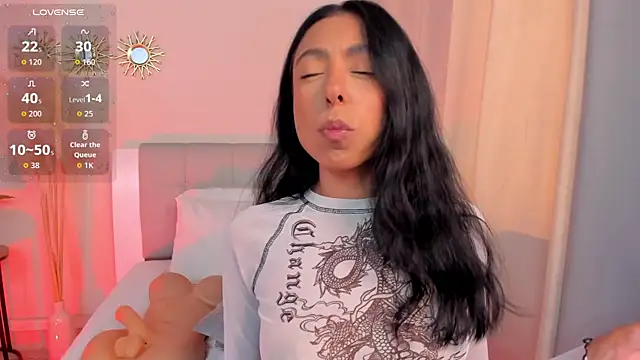 antonela-bella online show from April 23, 2026, 2:52 pm