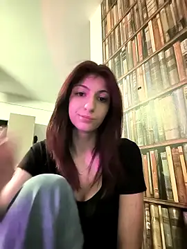 EveBliss online show from April 16, 2026, 6:19 pm