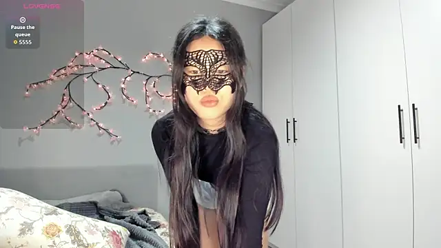 HelenBlazeTrt online show from July 21, 2026, 2:14 am
