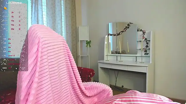 EmilyTrase online show from April 21, 2026, 1:18 am