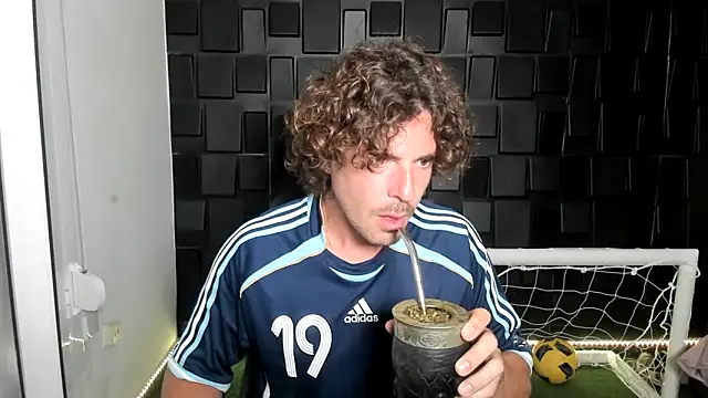 joaquin420 hot online show from June 4, 2026, 5:35 am