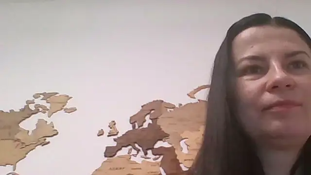 Clover Shine online show from April 25, 2026, 5:10 pm