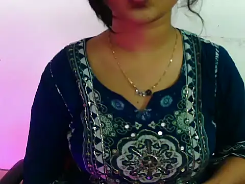 AnshikaBloom98 online show from March 14, 2026, 6:24 pm